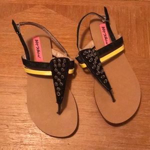 Betsy Johnson Real Fur/Spiked sandals